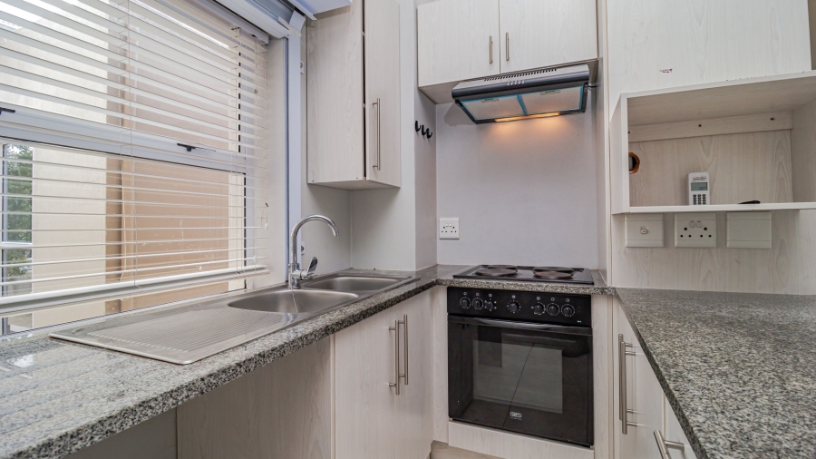 To Let 2 Bedroom Property for Rent in Claremont Western Cape